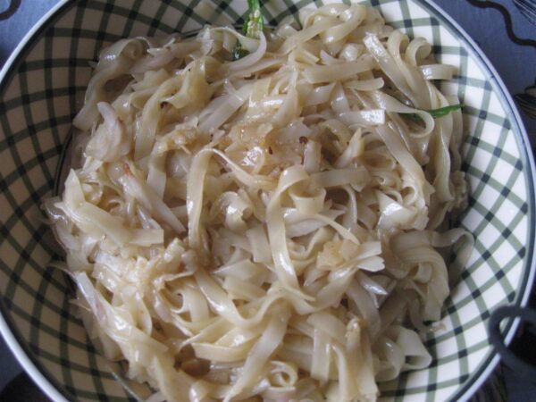 Rice noodles, cooked | Calorie Calculator